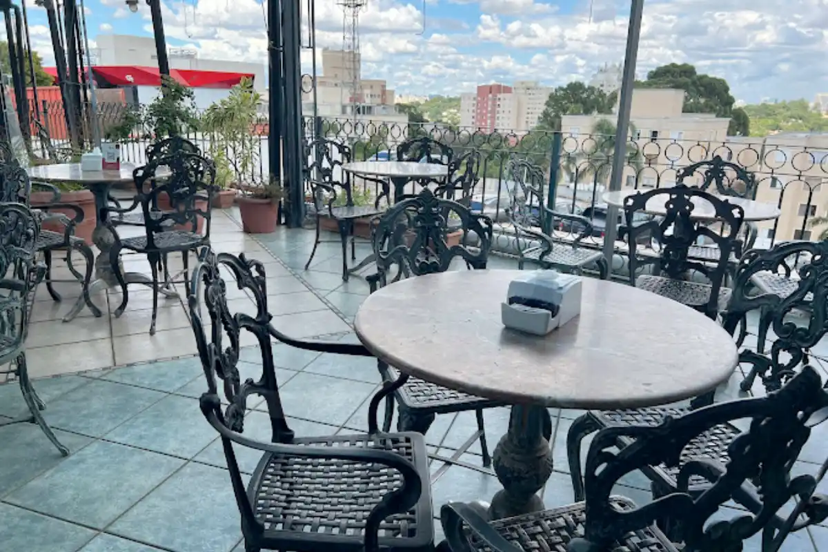 Blooming Burger – ambiente externo