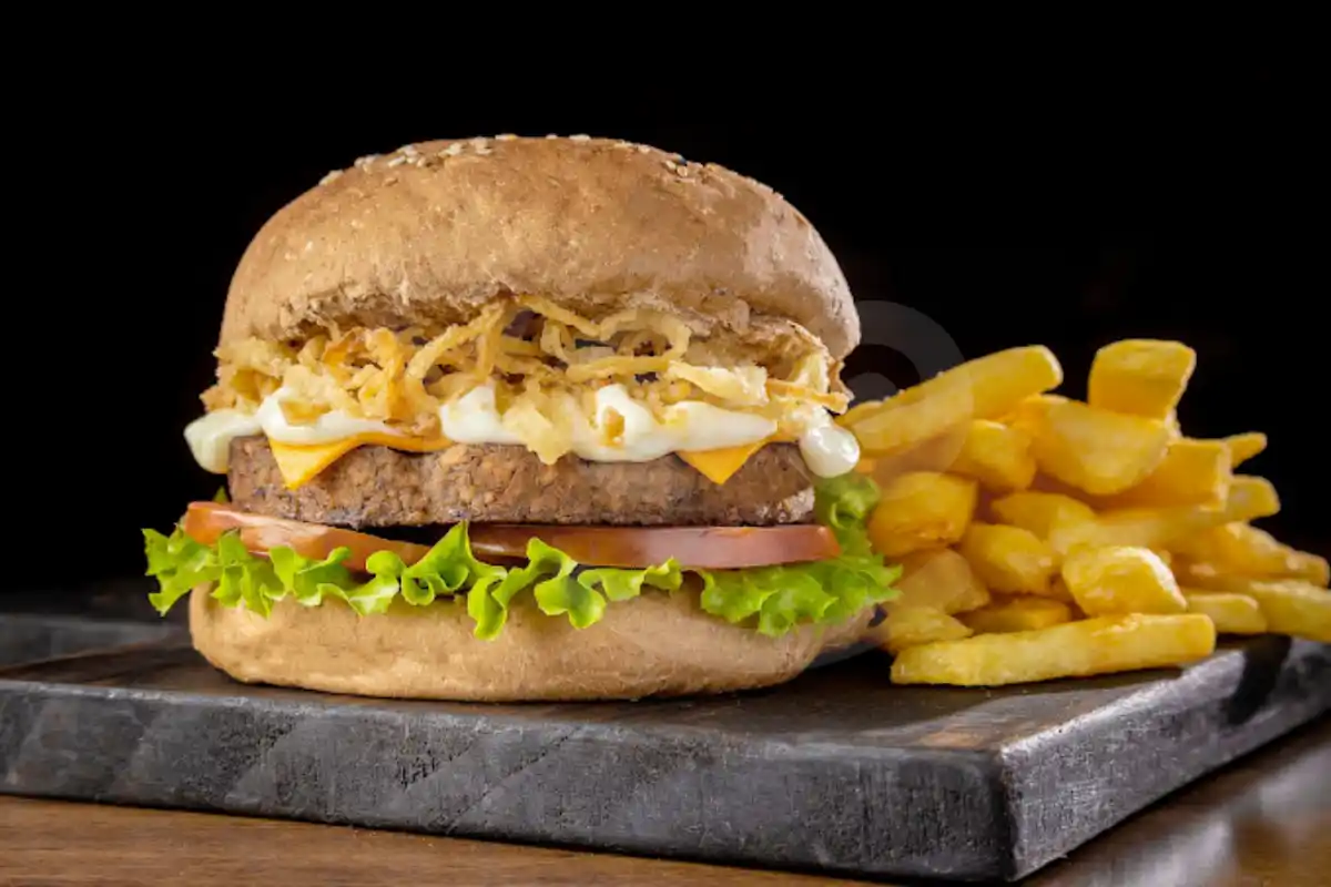 Drive in Burger – prepara o melhor xsalada de Curitiba
