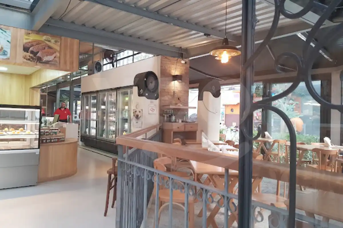 Fritos e Assados – restaurante Brooklin parte interna