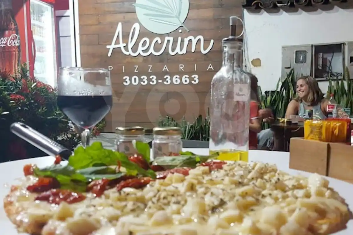 Pizzaria Alecrim – pizza no forno a lenha em Salvador