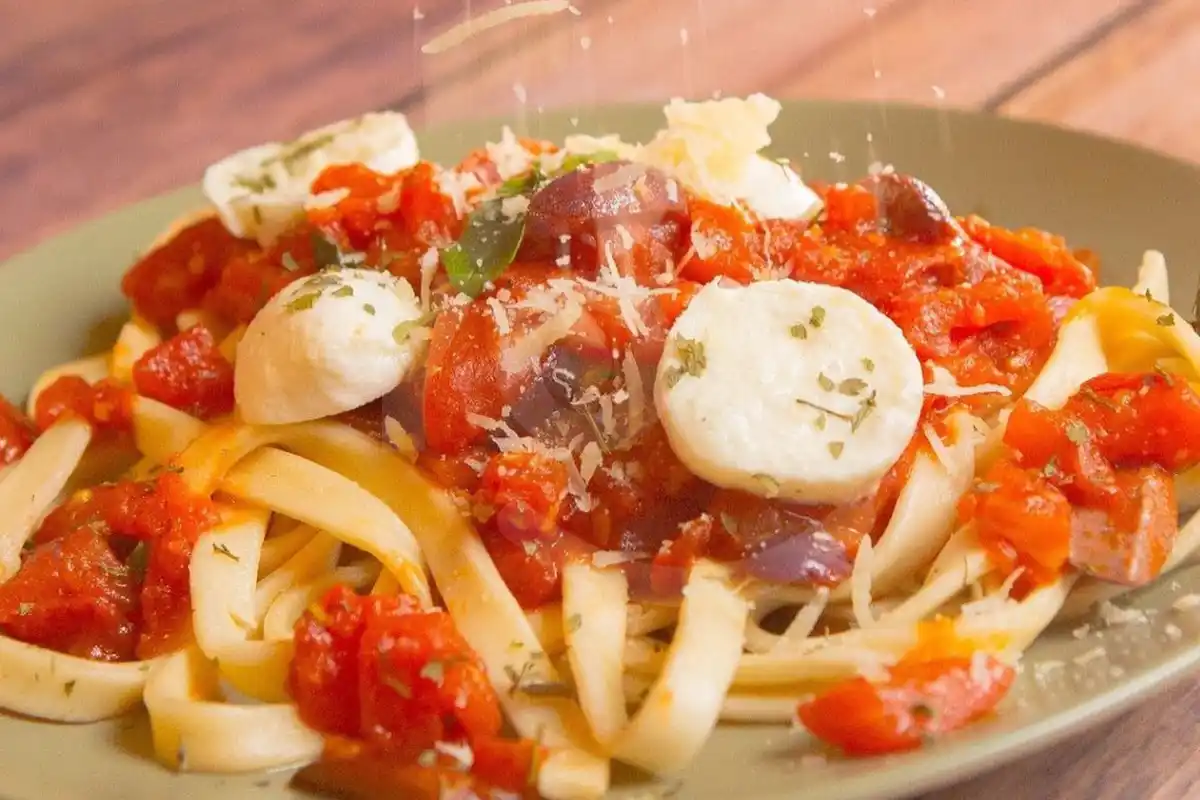 cantina do Magrao prepara o autentico tagliarini Italiano no Ipiranga