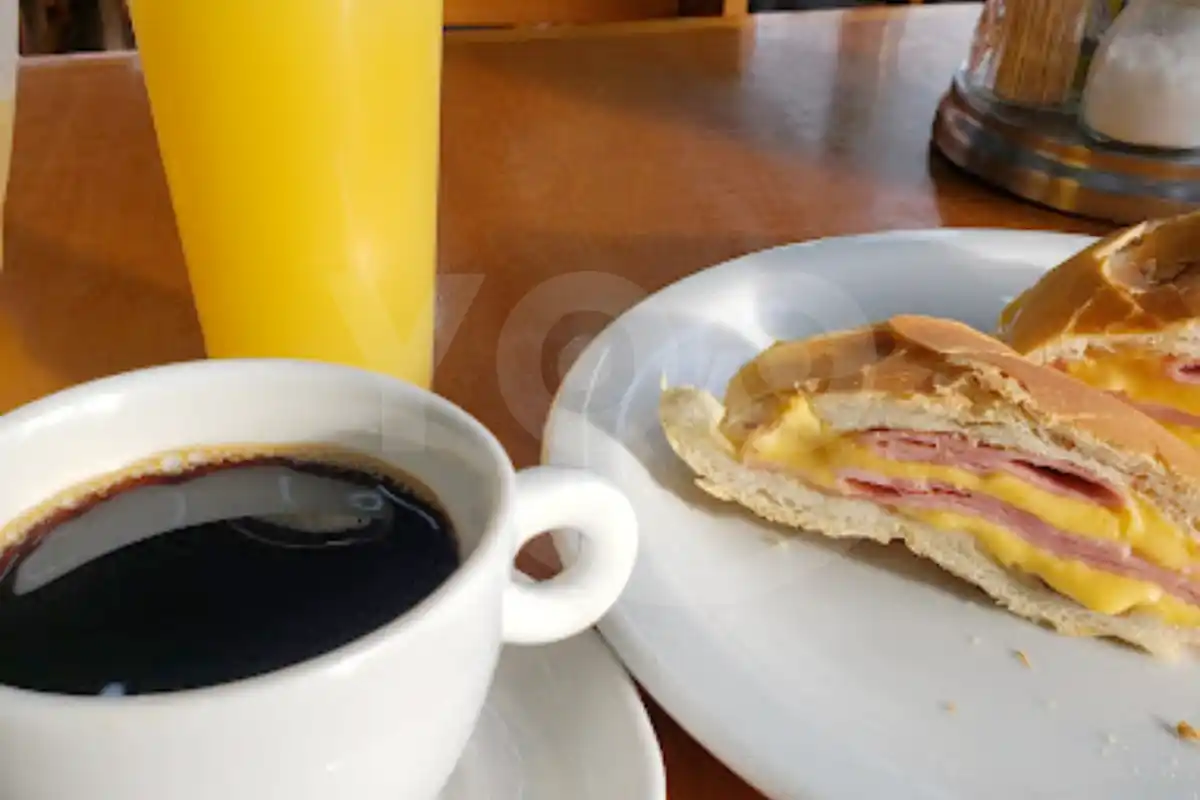 restaurante bbj serve cafe da manha completo na agua branca
