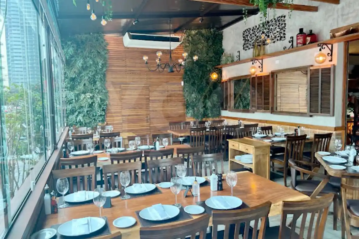 restaurante la ventana parrilla – espaco interno