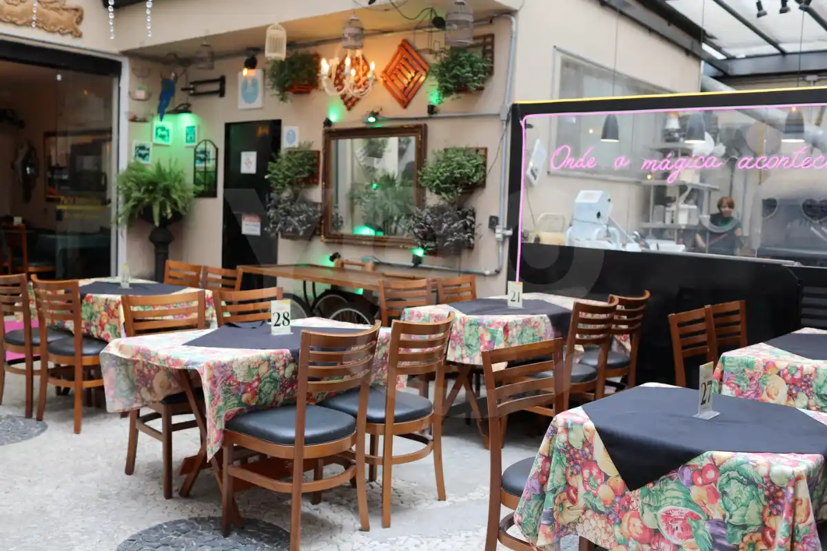 restaurante na Aclimacao Casa di Nalia - espaco interno