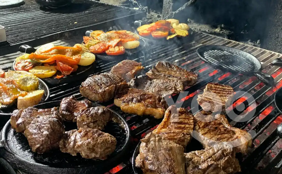 La Caballeriza churrascaria prepara o premiado churrasco Argentino nos Jardins