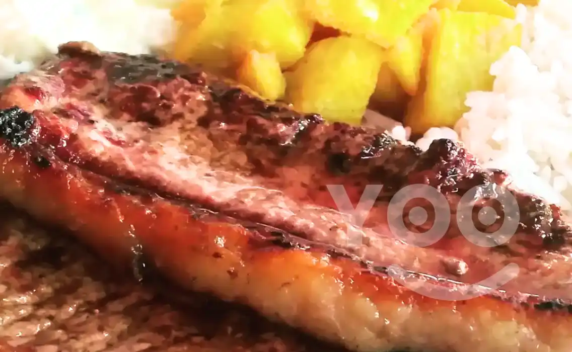a churrascaria Costelao Curitibano tem rodizio de carnes nobres servidas ao ponto