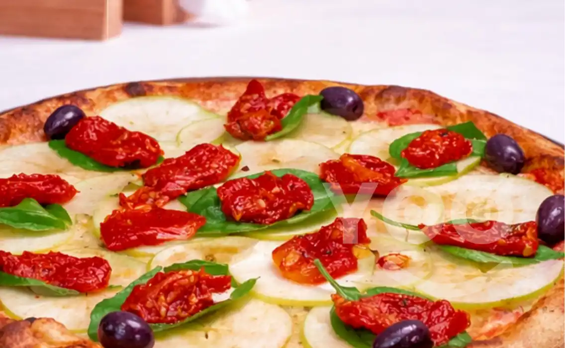 a pizzaria Nestor da Vila Prudente prepara a famosa pizza Buonasera