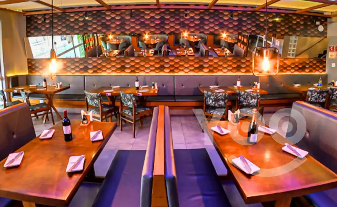 ambiente Tojiro Sushi zona Norte