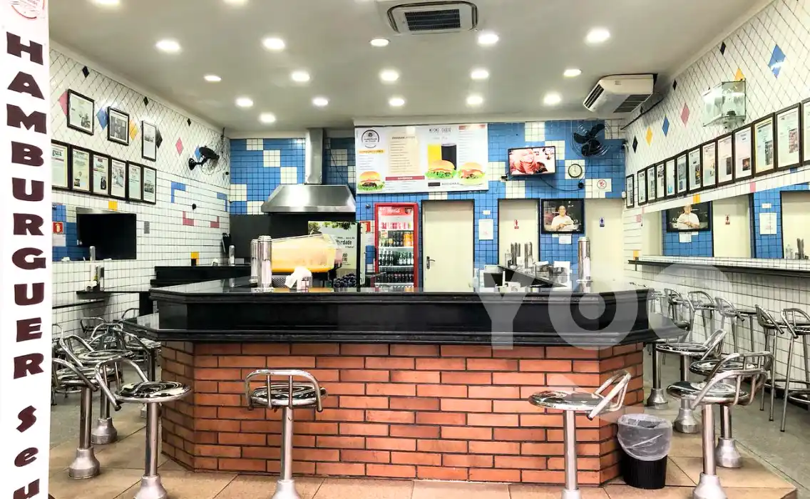 ambiente do Seu Oswaldo Hamburguer Ipiranga