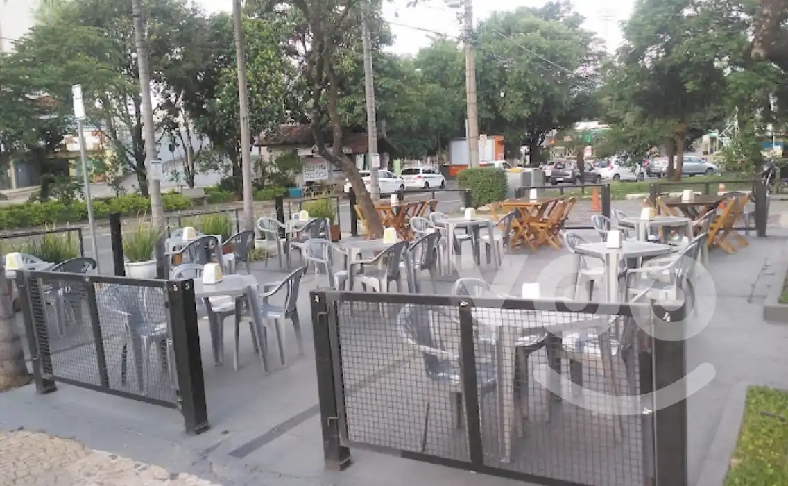 ambiente externo Patropi Lanches