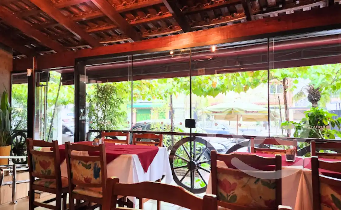 ambiente externo do Roda Grill churrascaria