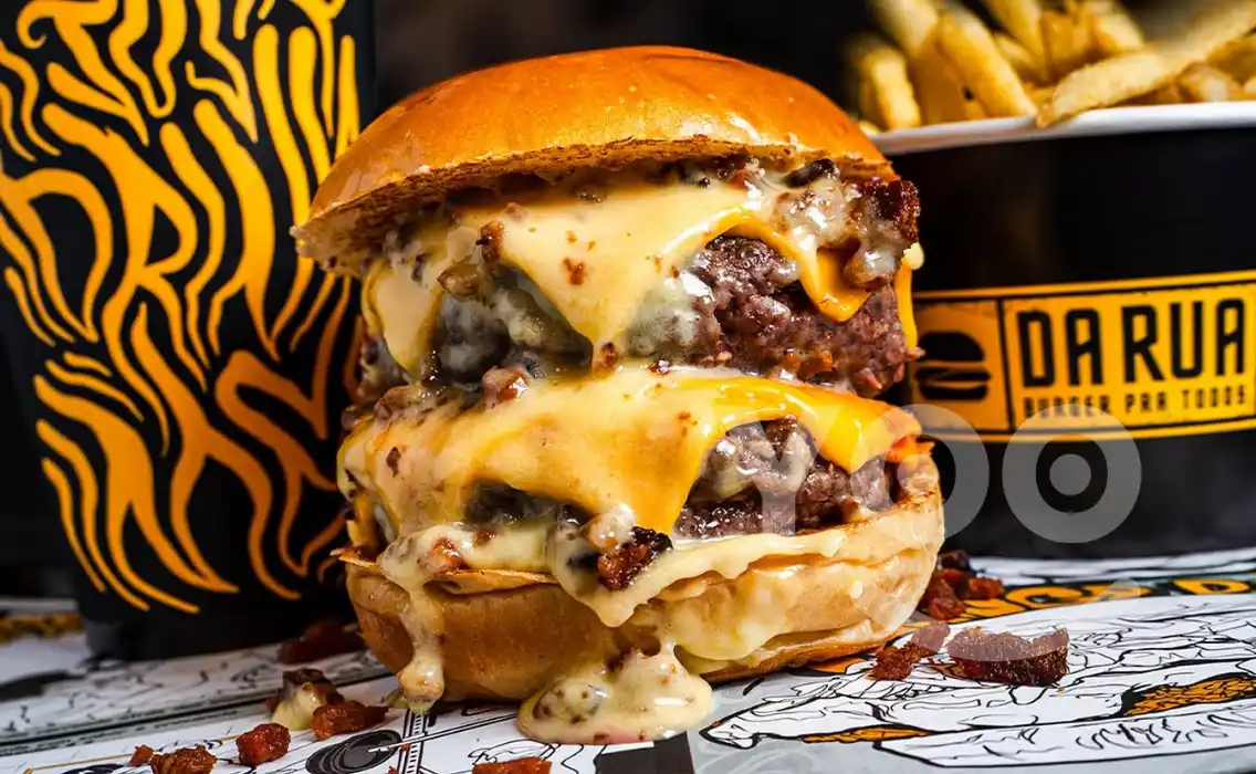 Burger Da Rua prepara hamburgueres artesanais em Moema