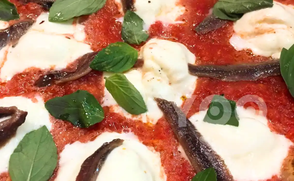 Doppio Zero pizzas feitas com molho artesanal italiano