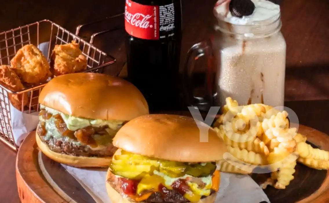 Mestre Kuka Burguer hamburgueria artesanal no Jaguare