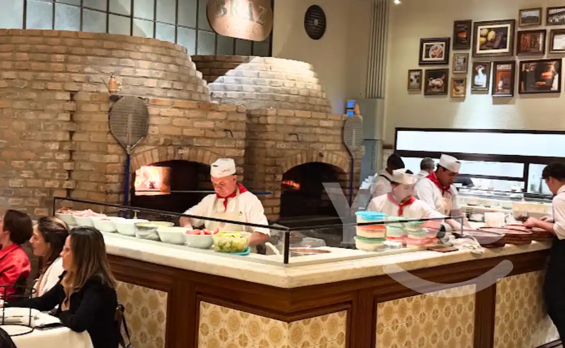 ambiente Braz pizzaria forno a lenha em moema
