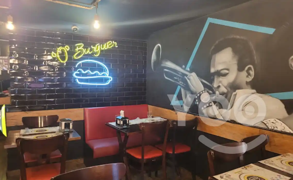 ambiente tematico do O Burguer Moema
